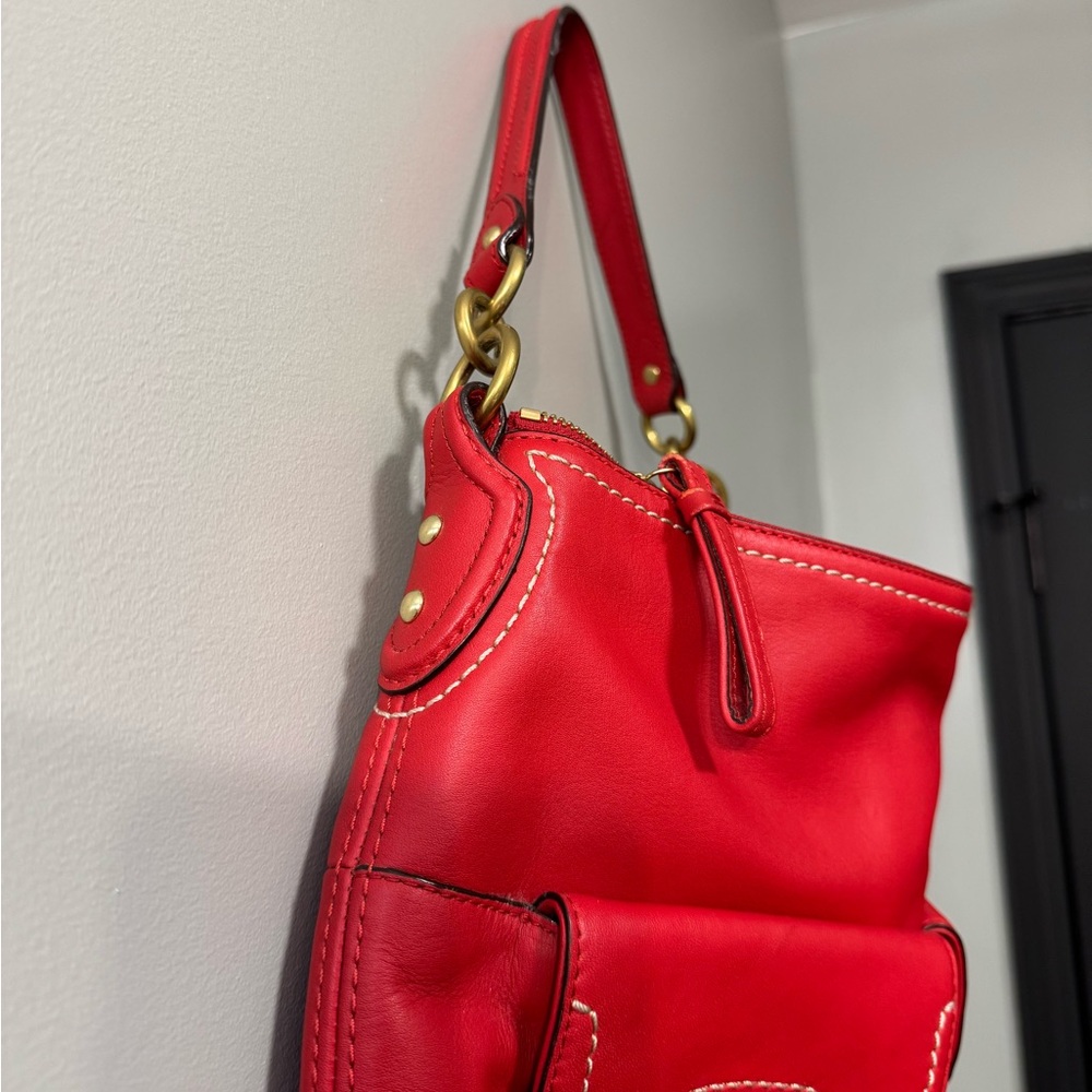 Vintage Coach Poppy Avery Vibrant Red Shoulder Bag with Gold Accents EUC - Picture 5 of 10